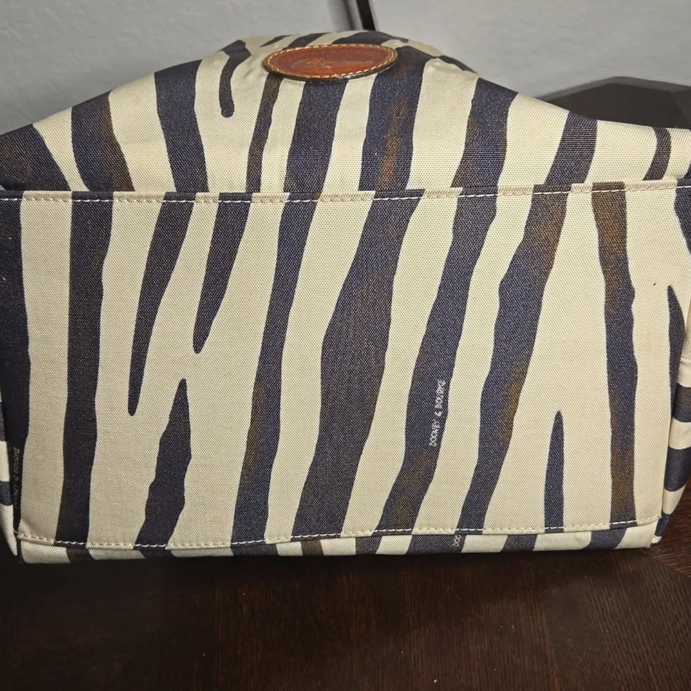 Dooney & Bourke Vtg‎ Zebra Print Drawstring Bag - Picture 5 of 11